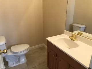 Photo #5: 2057743 Listing 