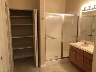 Photo #6: 2057743 Listing 