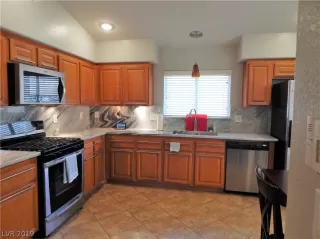 Photo #1: 2057835 Listing