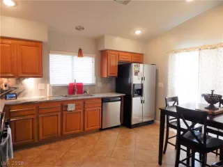 Photo #2: 2057835 Listing