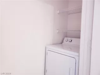 Photo #5: 2057855 Listing 