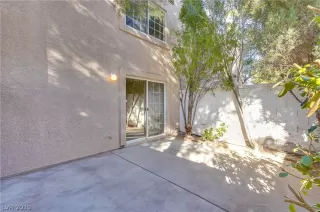 Photo #3: 2057863 Listing
