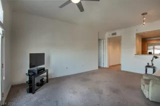 Photo #1: 2057889 Listing