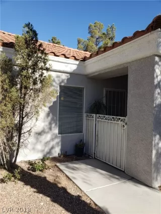 Photo #2: 2057891 Listing