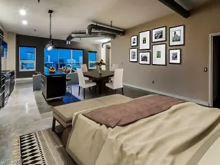 Photo #4: 2057902 Listing