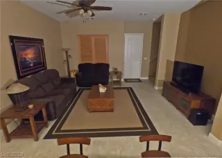 Photo #5: 2057913 Listing