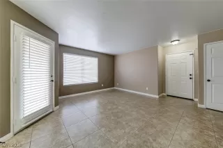 Photo #1: 2057981 Listing