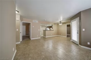 Photo #3: 2057981 Listing