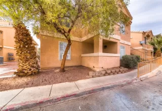 Photo #1: 2057988 Listing 