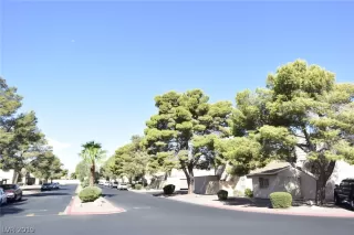 Photo #3: 2058073 Listing 