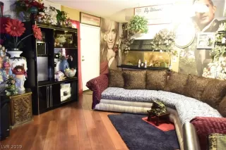 Photo #4: 2058073 Listing 