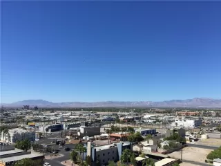 Photo #3: 2058112 Listing