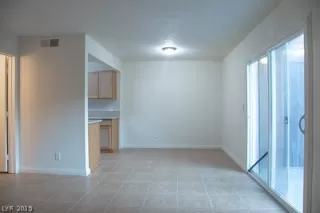 Photo #3: 2058174 Listing 