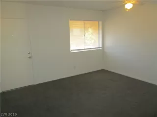 Photo #4: 2058189 Listing 