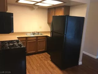 Photo #6: 2058239 Listing 