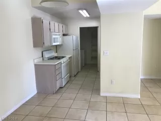 Photo #4: 2058334 Listing 