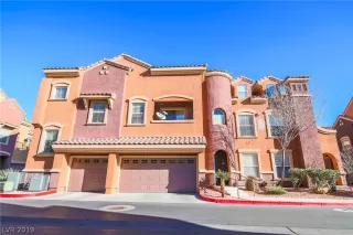 Photo #1: 2058488 Listing