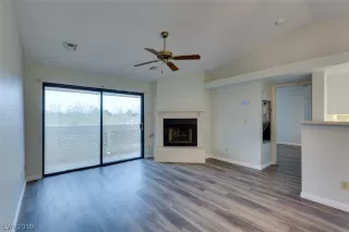 Photo #5: 2058632 Listing 