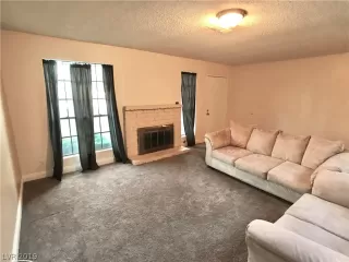 Photo #5: 2058690 Listing 