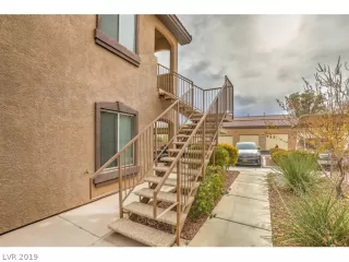 Photo #2: 2058722 Listing