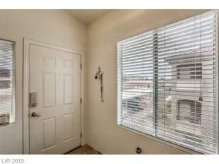 Photo #4: 2058722 Listing