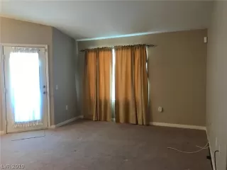 Photo #2: 2058803 Listing 