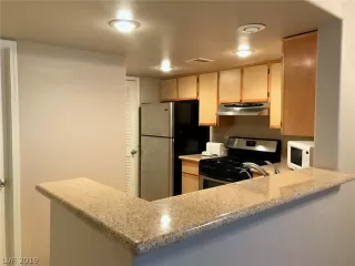 Photo #3: 2058803 Listing 