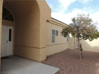 Photo #3: 2058844 Listing 