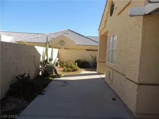 Photo #6: 2058844 Listing 
