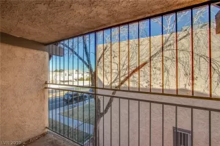 Photo #3: 2058845 Listing