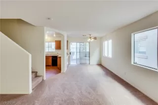 Photo #3: 2058949 Listing 