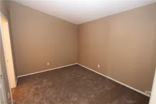 Photo #2: 2058975 Listing 