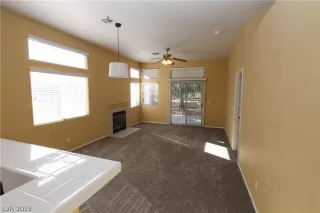 Photo #6: 2058975 Listing 