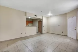 Photo #6: 2059005 Listing 