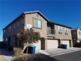 Photo #2: 2059109 Listing