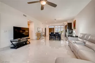 Photo #5: 2059139 Listing