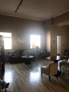 Photo #2: 2059145 Listing 