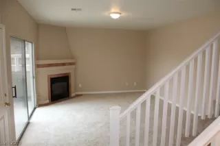 Photo #3: 2059226 Listing 