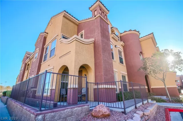 MLS: 2059242 Condo For Sale