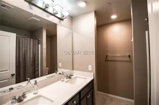 Photo #4: 2059282 Listing 