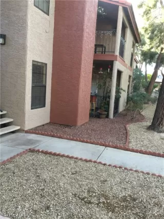 Photo #4: 2059292 Listing 