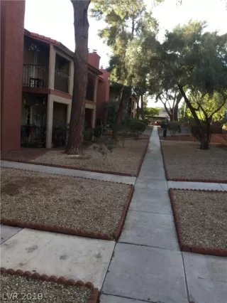 Photo #5: 2059292 Listing 