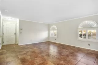 Photo #2: 2059299 Listing 