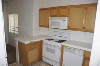 Photo #6: 2059331 Listing 