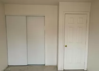 Photo #3: 2059411 Listing