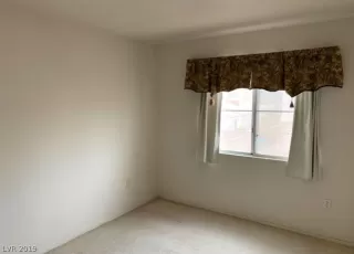 Photo #4: 2059411 Listing