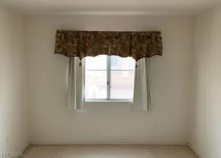 Photo #5: 2059411 Listing