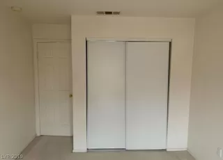 Photo #6: 2059411 Listing