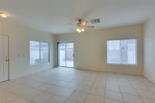 Photo #6: 2059434 Listing