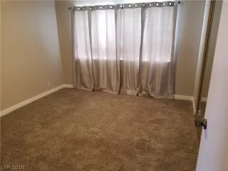 Photo #6: 2059483 Listing 